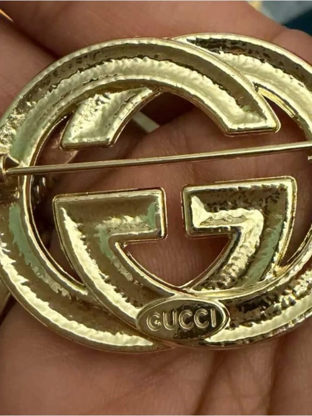 New Gucci antique Gold tone brooch with box